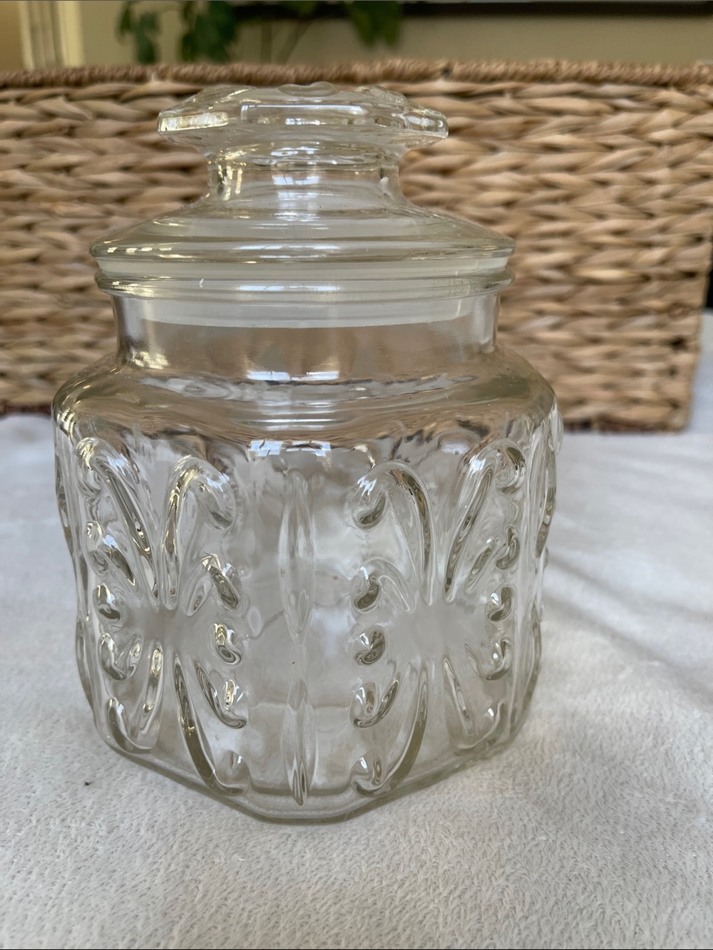 LE Smith Atterbury Scroll Jar Canister Clear Glass